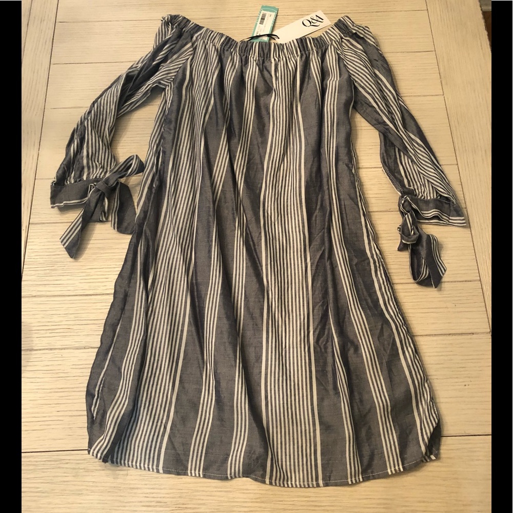 NWT Off the shoulder dress